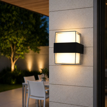 Aplica LED Exterior 12W Neagra Kuga Square Echivalent 100W
