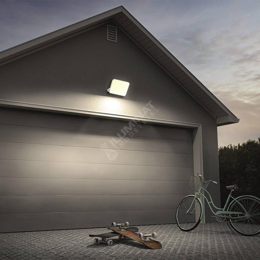 Proiector LED FLOOD White 50W 4750lm IP65 CCT